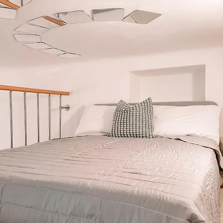 Lägenhet Monolocale Mac Mahon *